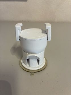 Suction Cup P h o n e Mount