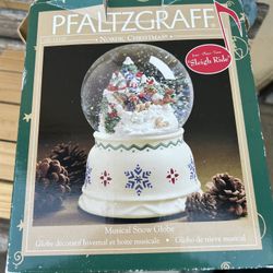 Musical Snow Globe