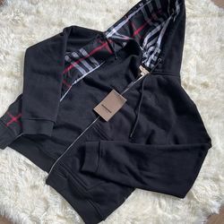 BURBERRY HOODIE BRAND NEW SIZES: SMALL MEDIUM LARGE X-LARGE BRAND NEW