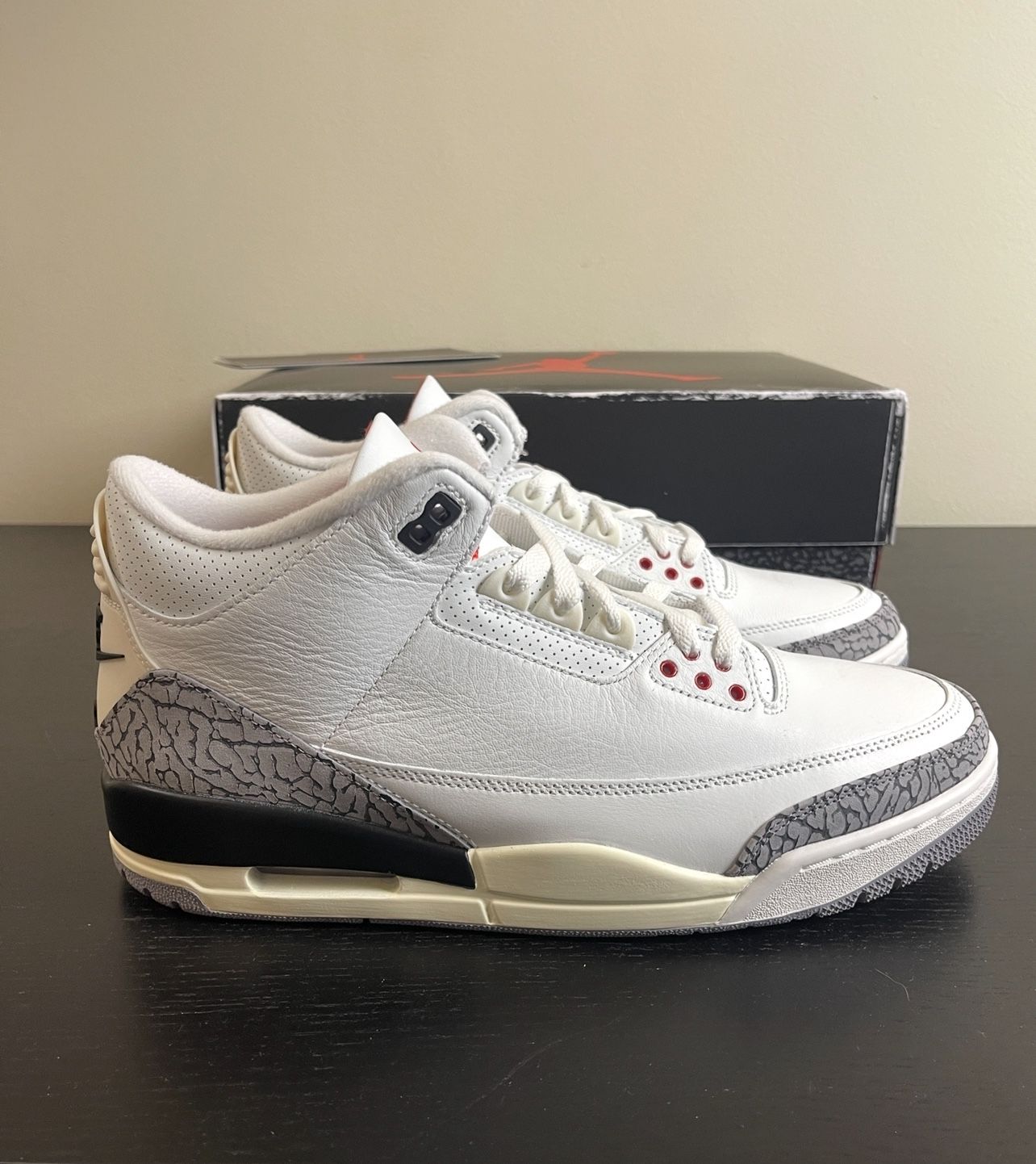 *NEW* Jordan 3 Retro White Cement - Sz 10.5