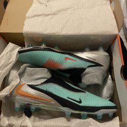 Brand New Nike Phantom Elites