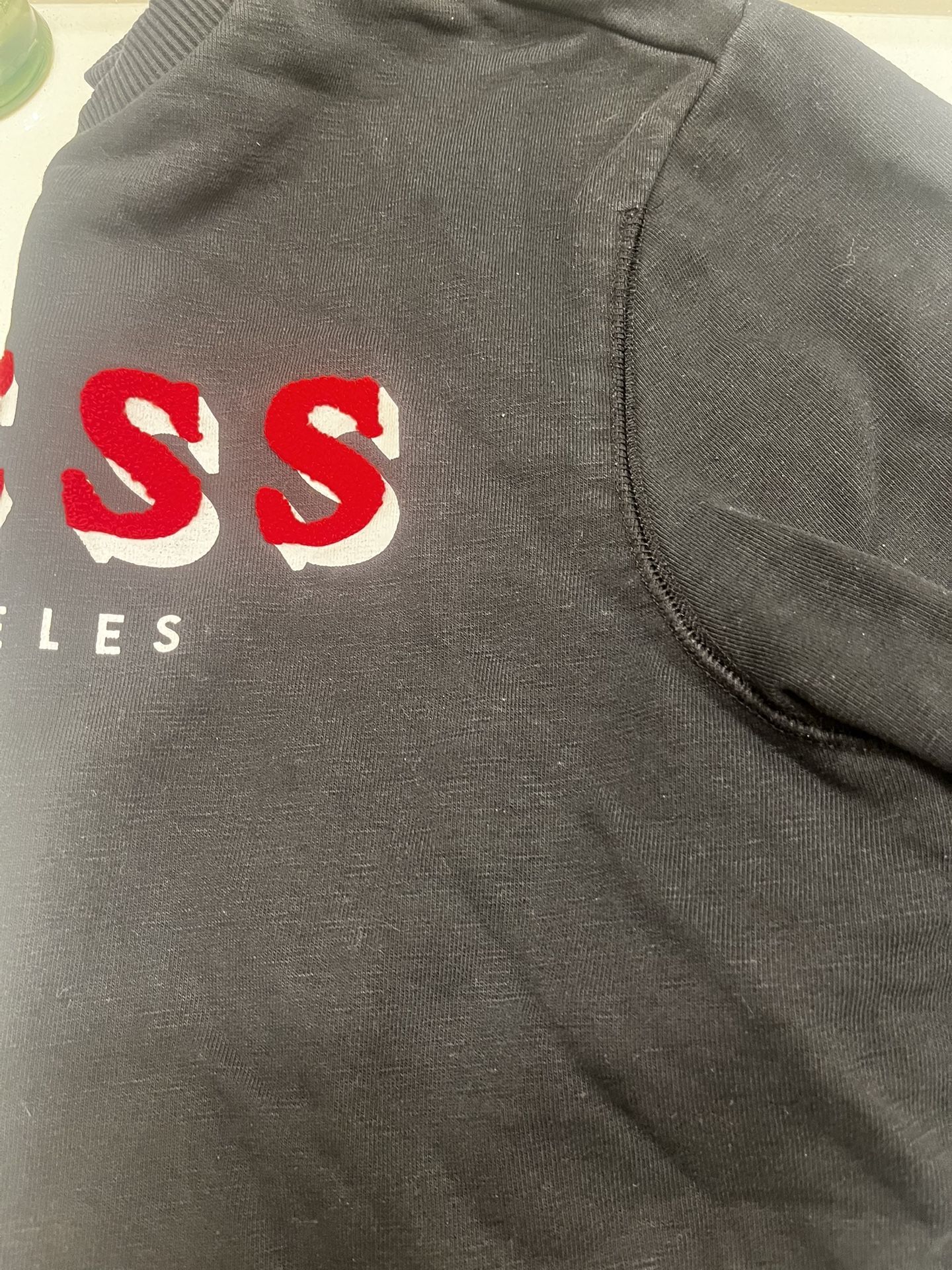 Guess Sweatshirt