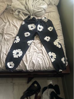 Denim Tears The Cotton Wreath Sweatpants 'Black