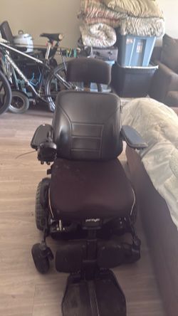 Wheelchair permobil m300