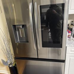 Samsung Smart Refrigerator Needs Repair 