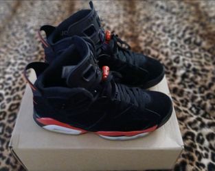 Air Jordan 6 Black Infrared Sneakers size 9.5