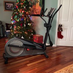 Comfort Stride Elliptical