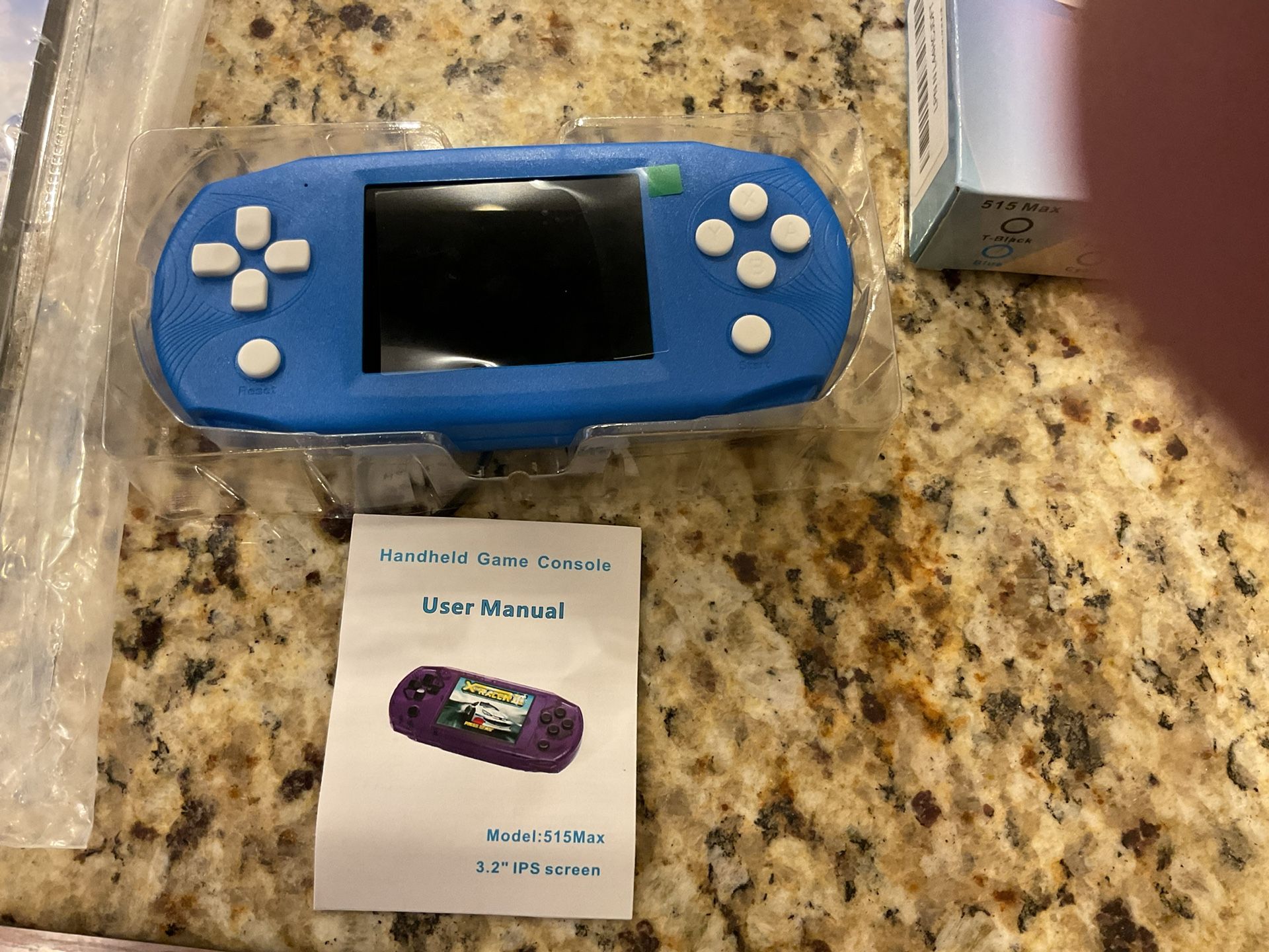 Model 515 Max Hand Held Game Console 3.2 IPS Screen