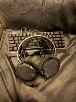 Keyboard & Headset