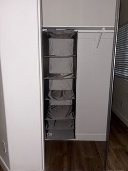 Closet hanging storage