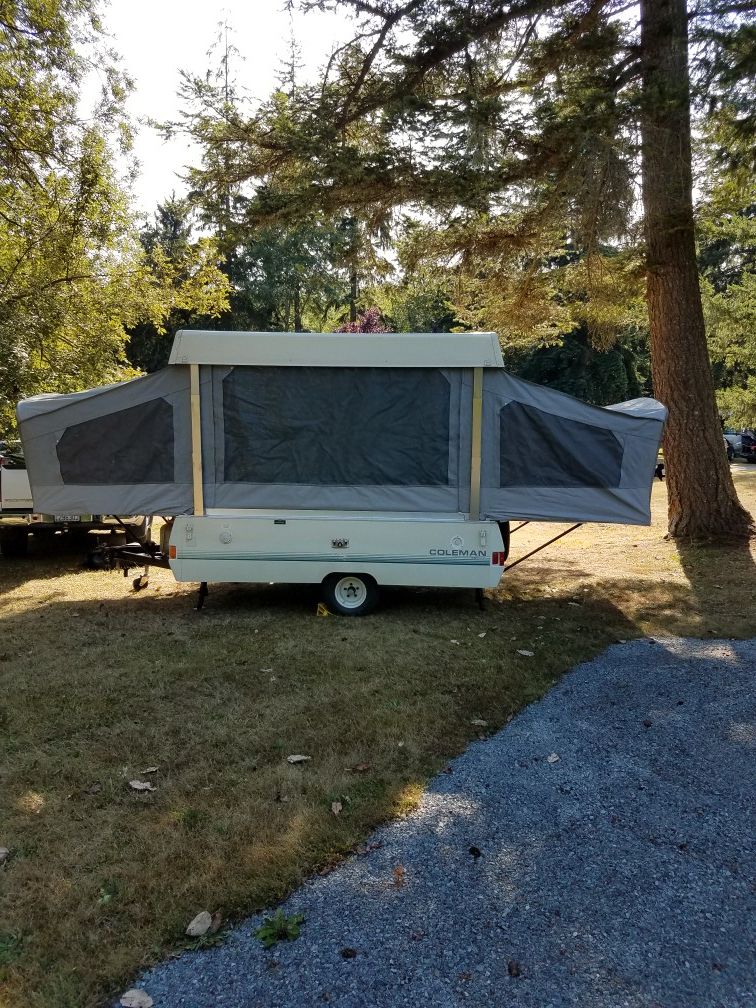 1991 Coleman Pop Up Trailer