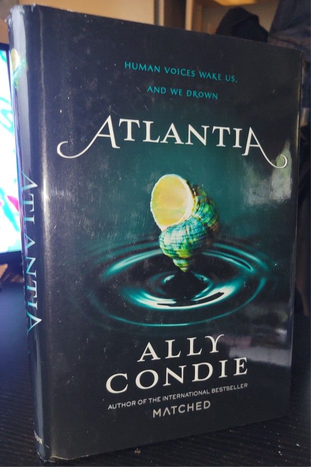 Ally Condie - Atlantia Book