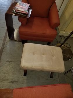 Hotel Style Chairs And Ottoman