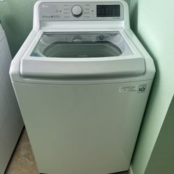 LG Washer And Dryer - LIKE NEW