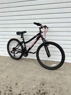 Girls Mountain Bike