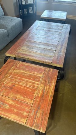Coffee table/side tables
