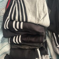 Boys large/ extra large name brand clothing and t-shirts and sweatshirts.