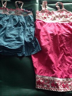 2 size s/m maternity dress/ top