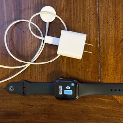 Apple Watch Series 5 44MM GPS+LTE With Charger