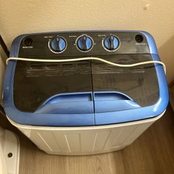 Washing Machine And Dryer 