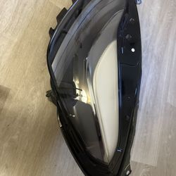 Pair Tesla Model 3 Headlights Fits 2021-2023