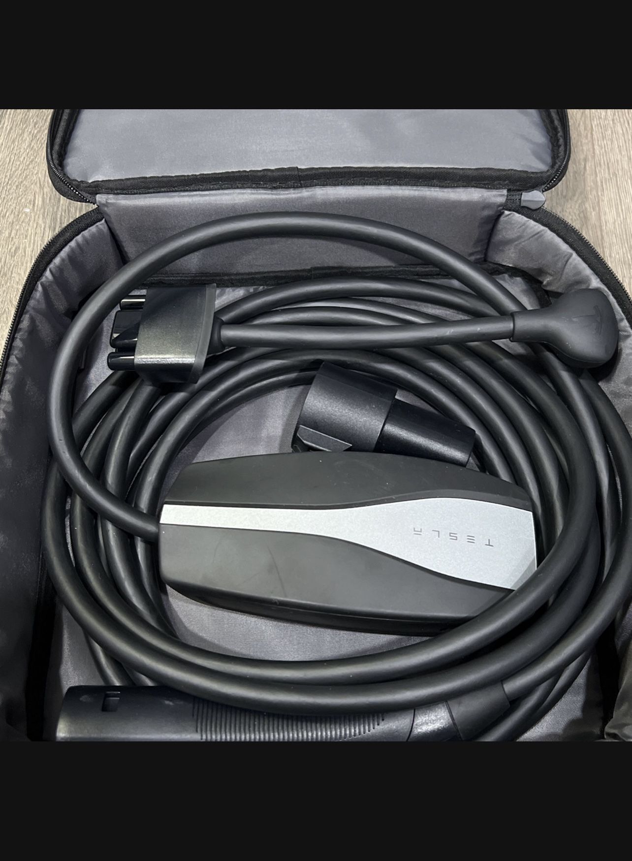 Tesla Mobile Connector