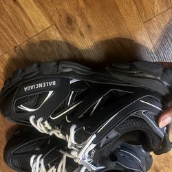 Balenciaga Tracks 