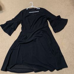 Women’s black dress NEW