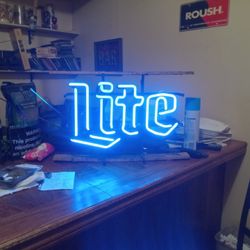 Miller brewing company vintage light 