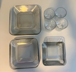 Glass 12 piece dinner set & drinking glasses, Austin, TX