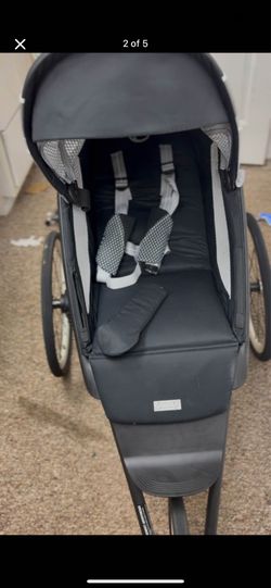 Cybex Avi Jogging Stroller Needs Wheel