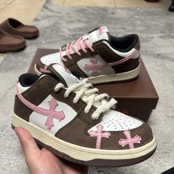 Nike Dunks 