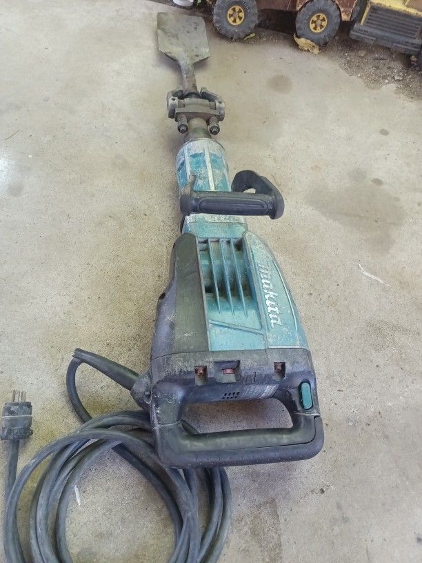 Makita Jack Hammer