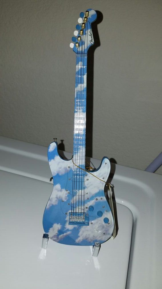 Mini Guitar Mania "Air" Guitar