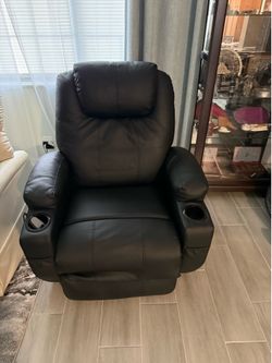 Beautiful comfortable recliner