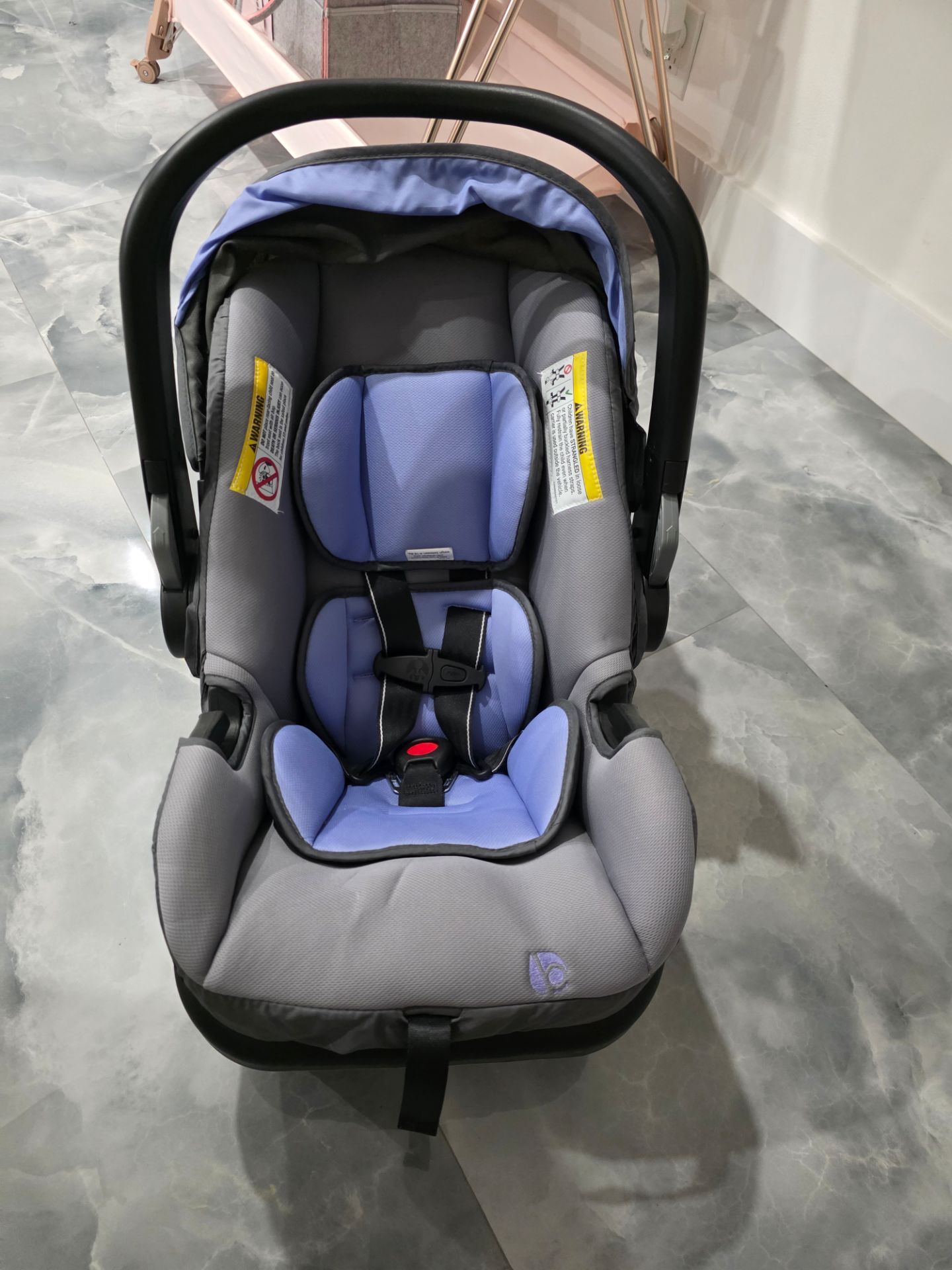 Infant car seat