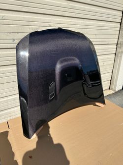 Brand New 2006 2007 2008 BMW 3 Series E90 Sedan VIS Racing  M3 Style Carbon Fiber Vented Hood