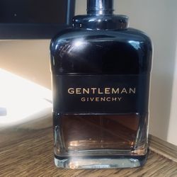 Gentleman Givenchy Eau De Parfum 