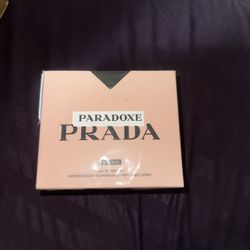 Prada Pardoxe Perfume 