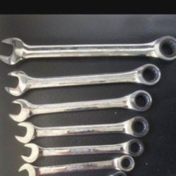 Husky Racheting Tool Set 