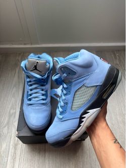 2023 Air Jordan 5 Retro SE UNC