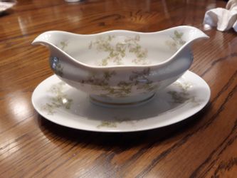 Antique gravy boat - Limoges, Haviland France