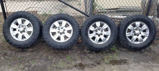 Set of Toyota Tires Brand for 2010-2013 Ford F150 (33/12.50/18) Wheels and Tires