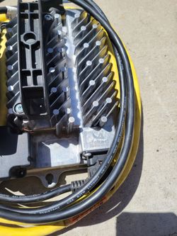 Delta Quiq 48-volt charger