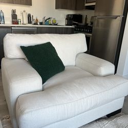 Oversized Living Spaces Accent Chair 