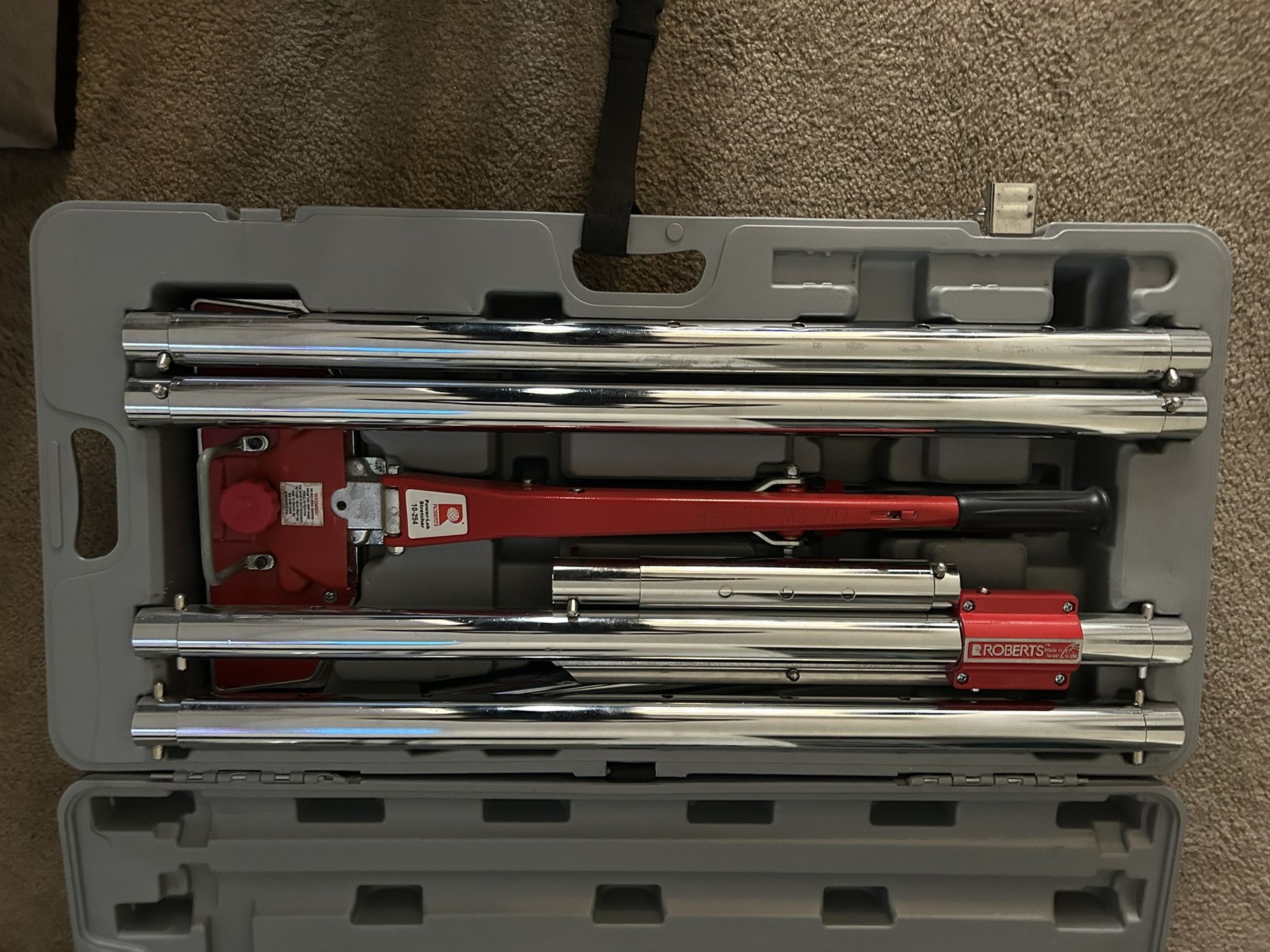 Robert’s Carpet Stretcher