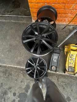 Black rims
