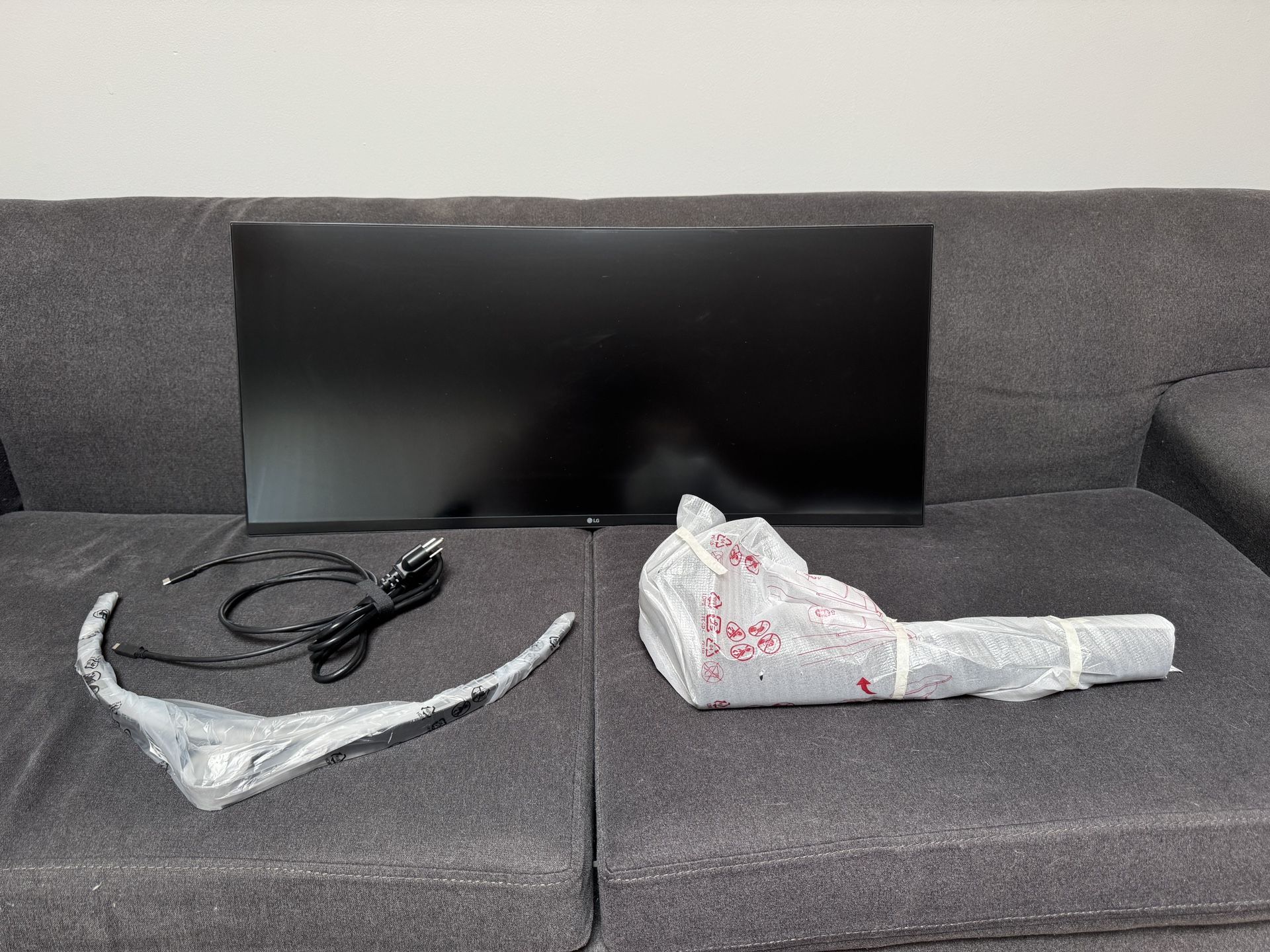 LG 34" ultrawide QHD Monitor