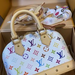 Louis Vuitton    Alma    (Shell packs)