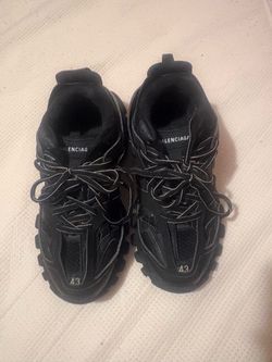 Black Balenciaga